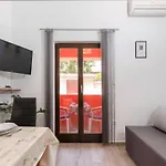 Pleasant Oriana Near The Sea-pula Pensjonat 3*