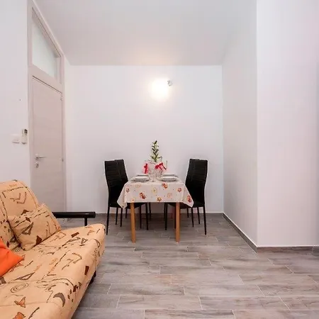 Pleasant Oriana Near The Sea-pula 3* Pola