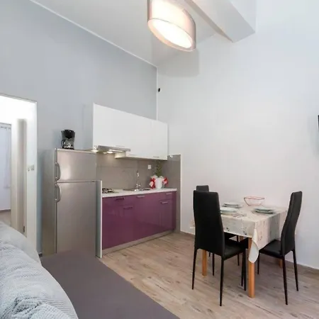 Pleasant Oriana Near The Sea-pula 3* Pola